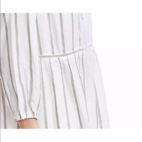 💟 3/$30 NWT FEVER 3/4 Sleeve Boho Crochet Trim Blouse - Picture 4 of 6